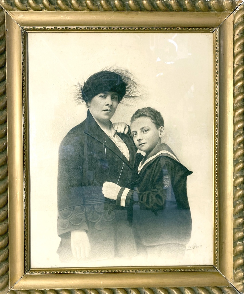 Victorian Portrait with Ornate Gilded Frame