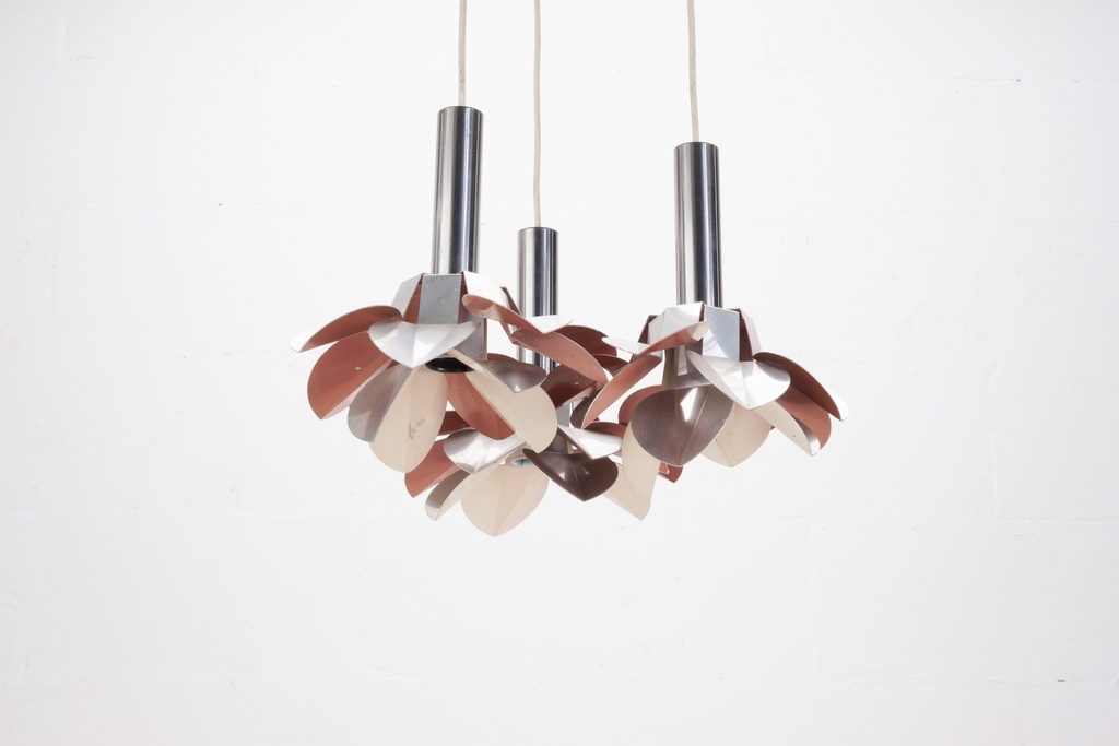 Metallic Petal Cluster Pendant Light