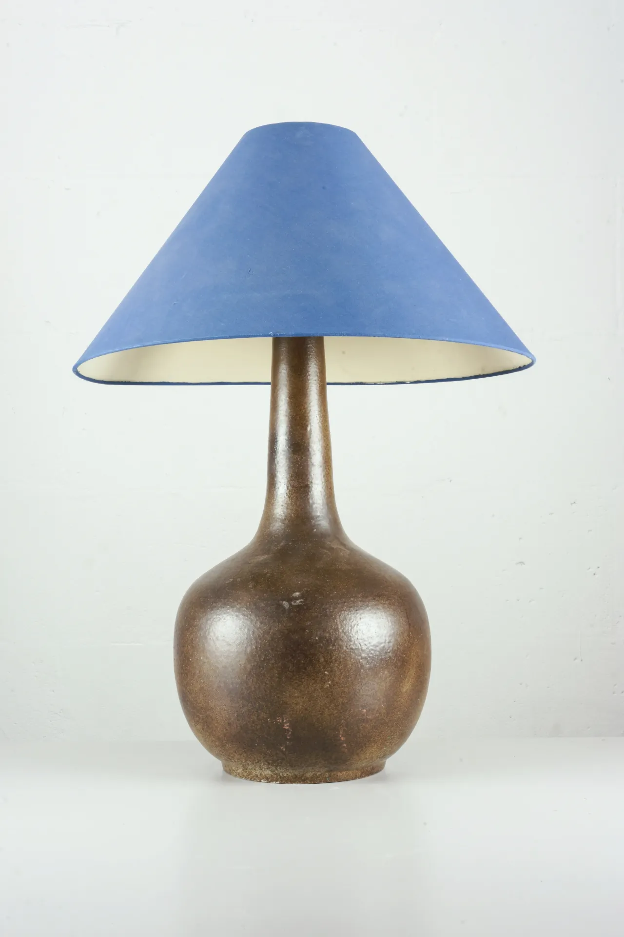 Mid-Century Modern Ceramic Table Lamp