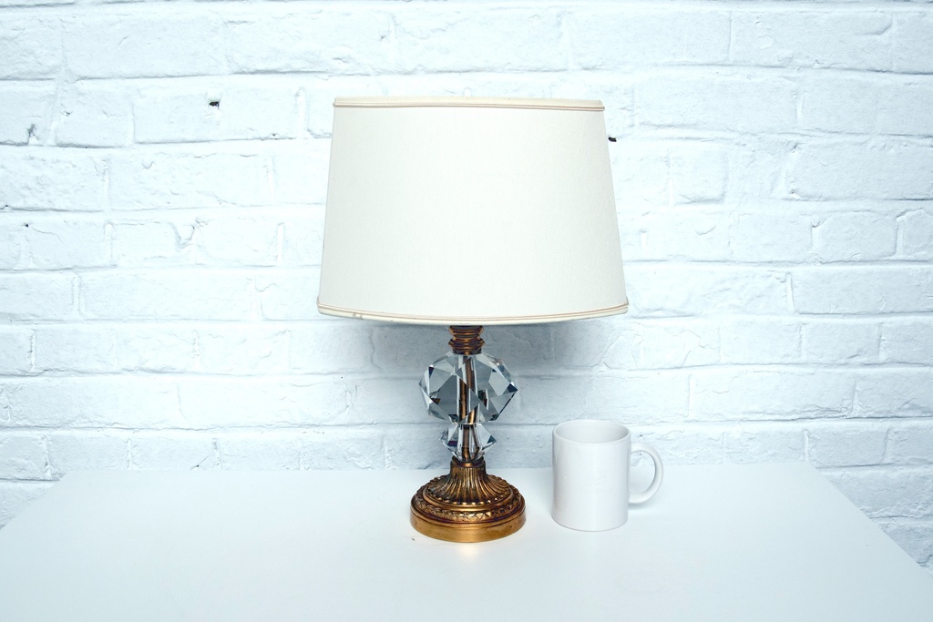 Classic Crystal Lamp
