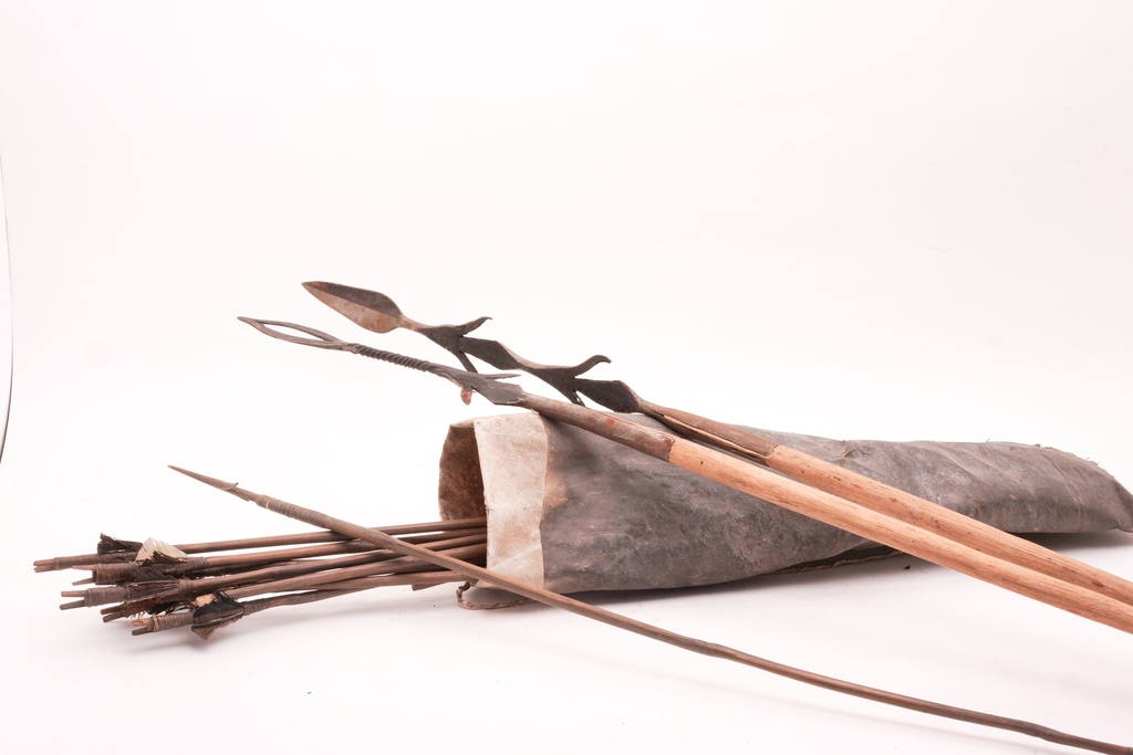 Primitive Arrows and Spear Set with Leather Quiver