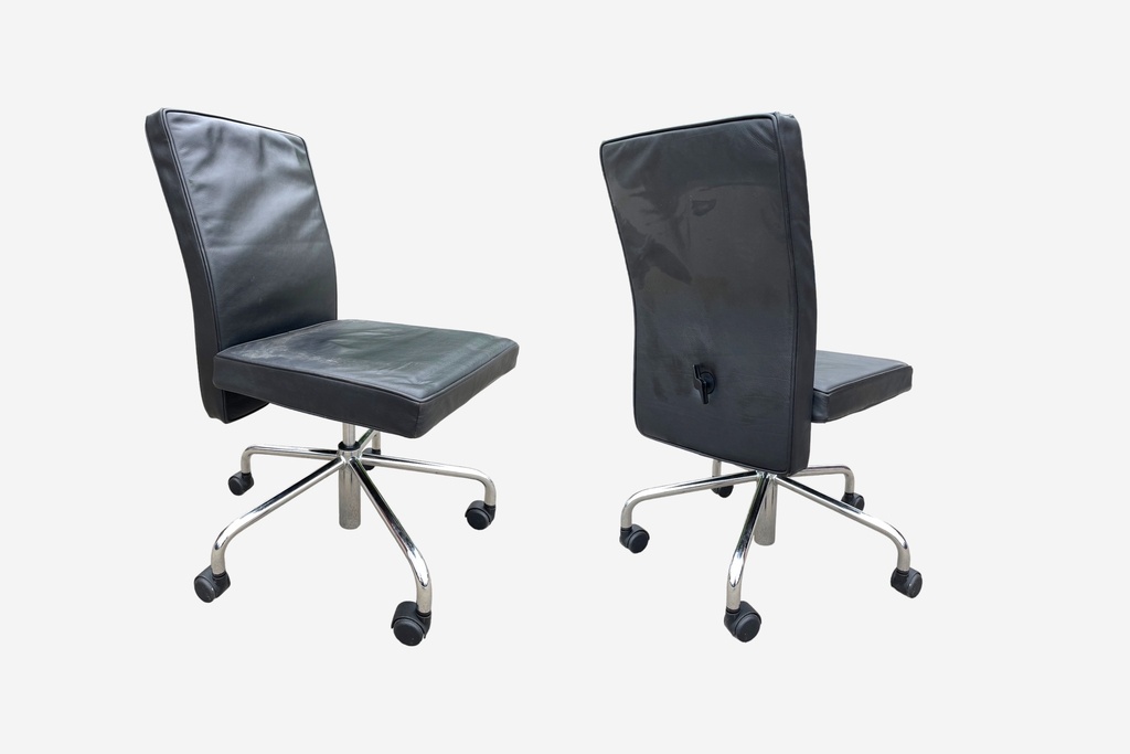 Black Leather Office Chairs on Casters