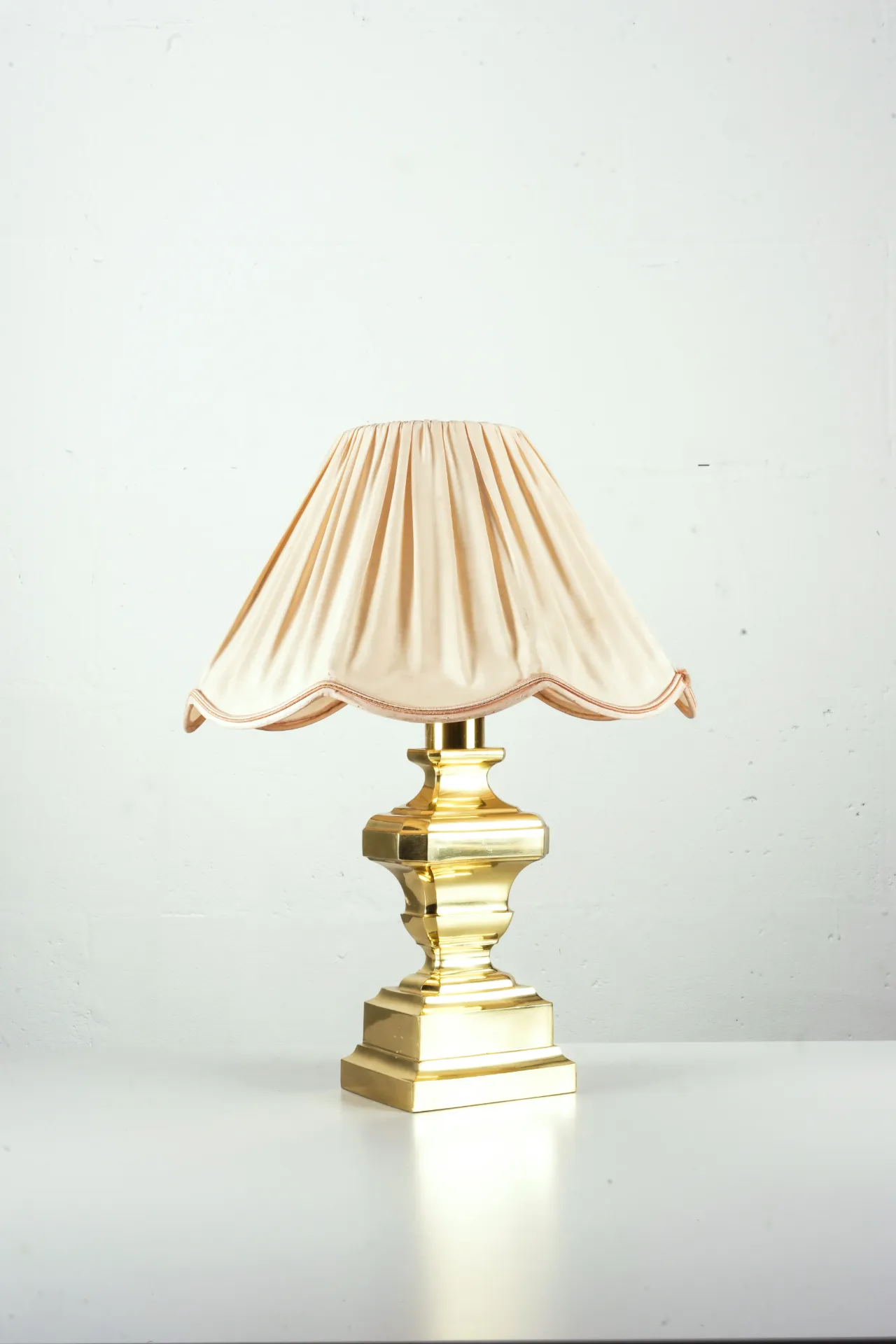 Classic Gold Base Table Lamp