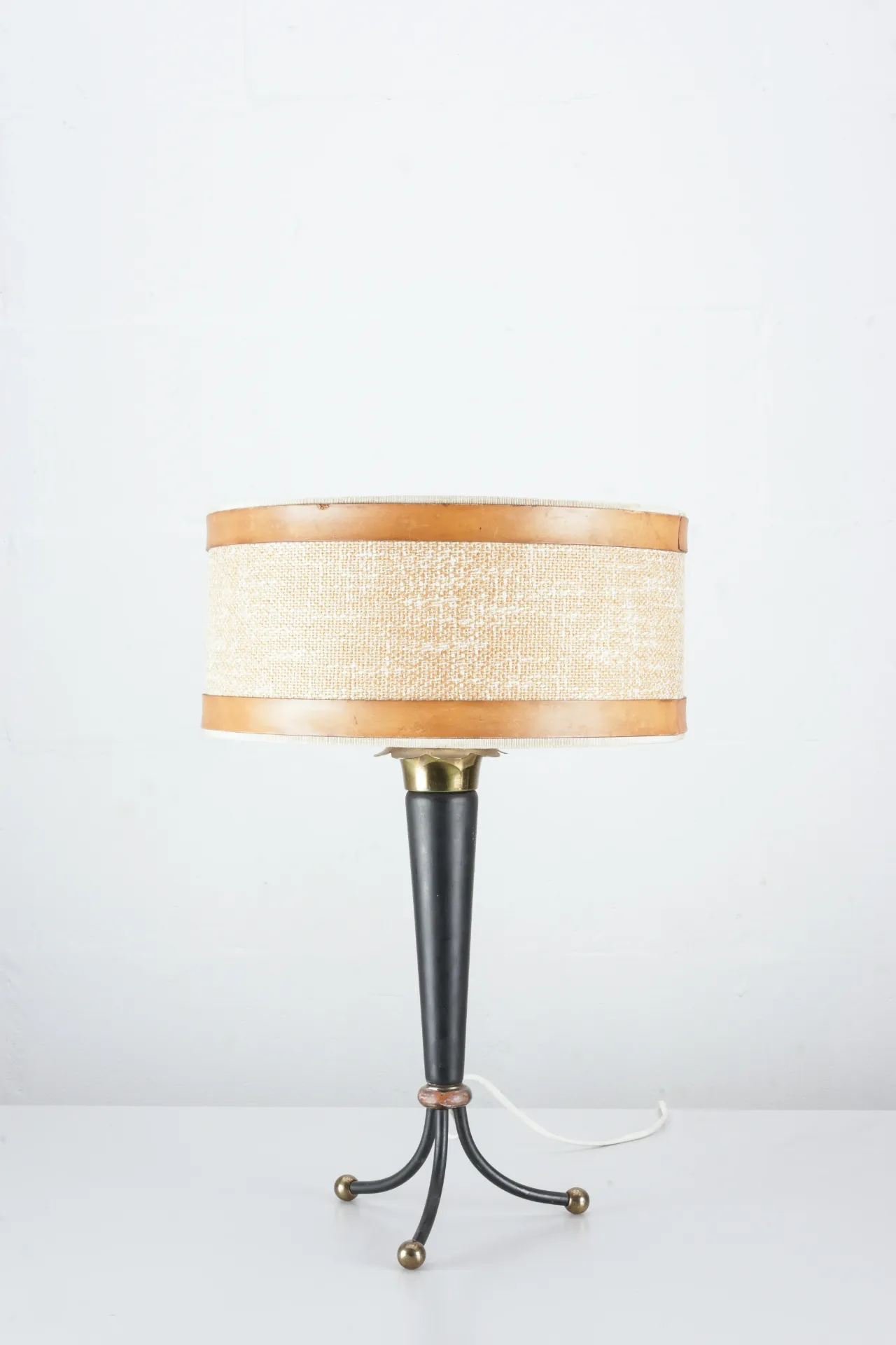 Mid-Century Modern Tripod Table Lamp with Woven Shade