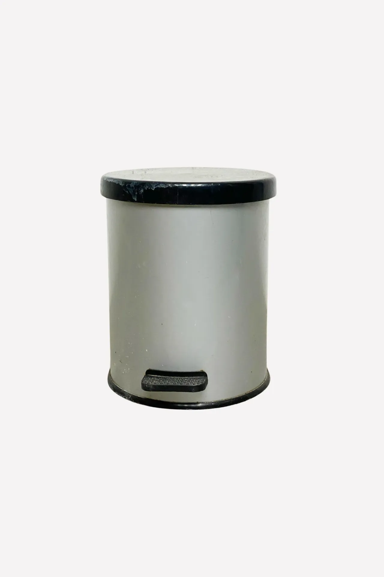 Small Metal Foot Pedal Trash Can