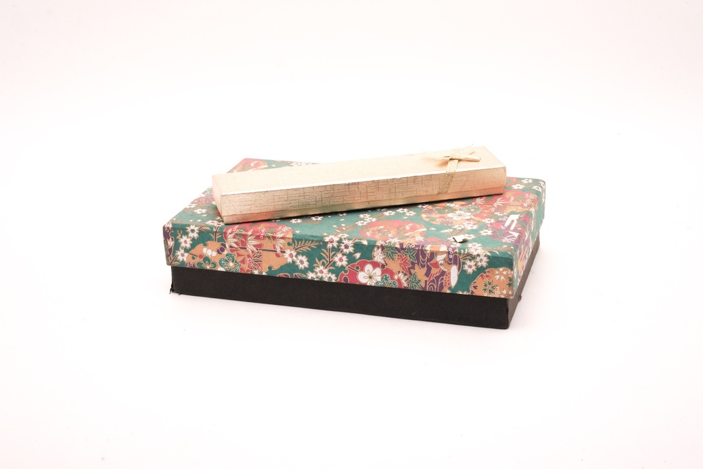 Floral Gift Boxes with Golden Accents