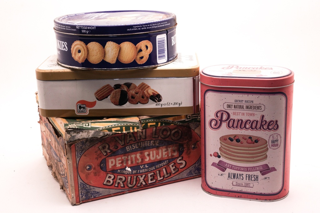 Vintage Tin Collection with Cookie and Pancake Packaging