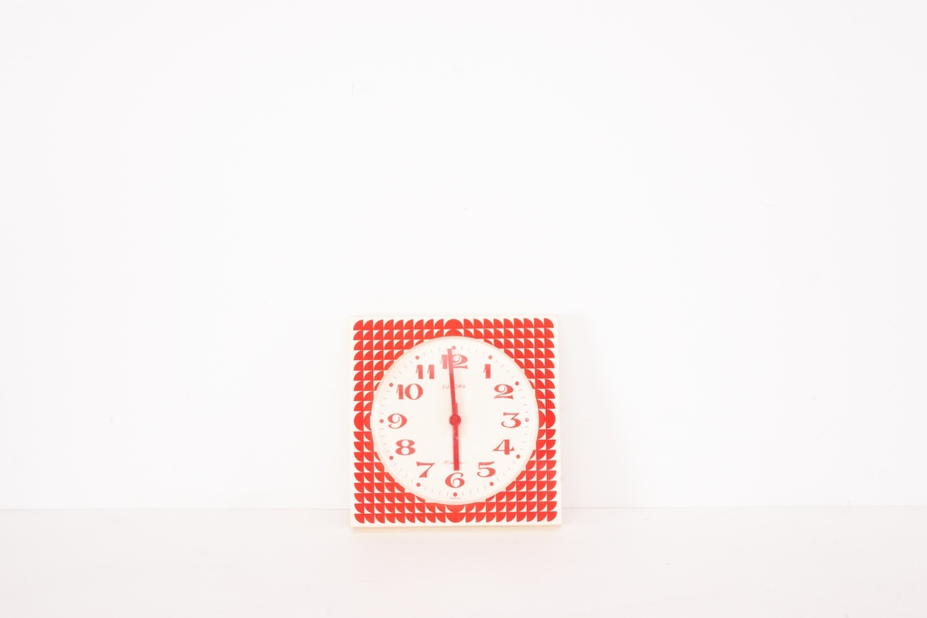 Retro Red Geometric Alarm Clock