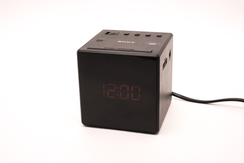 Retro Black Digital Alarm Clock Radio