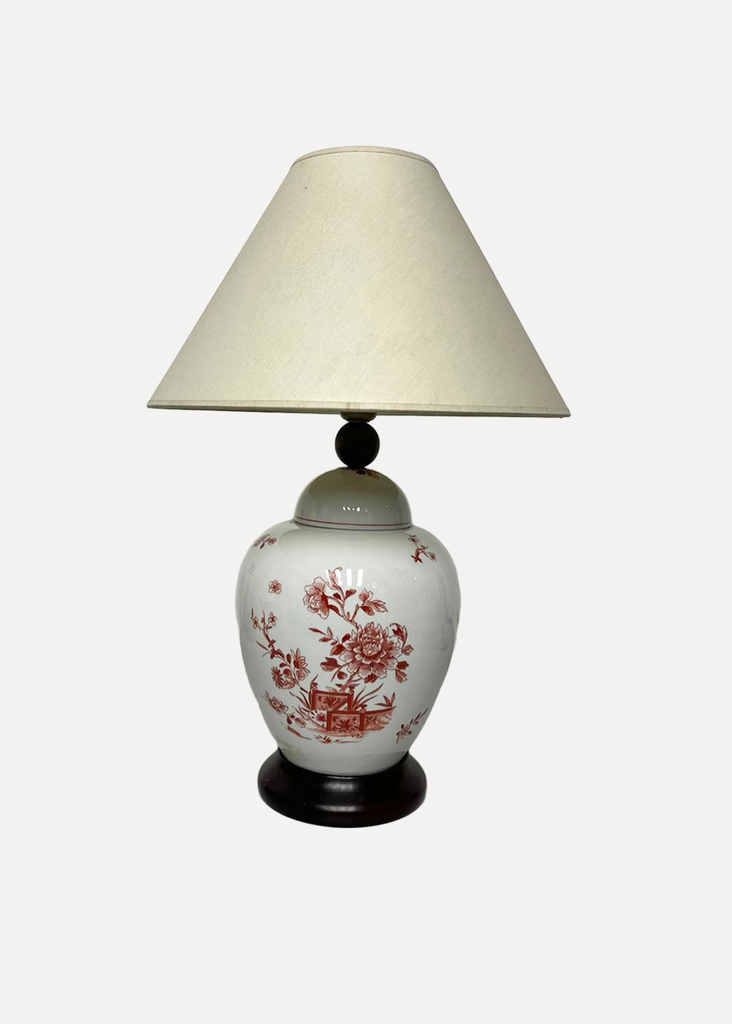 White and red ceramic table lamp
