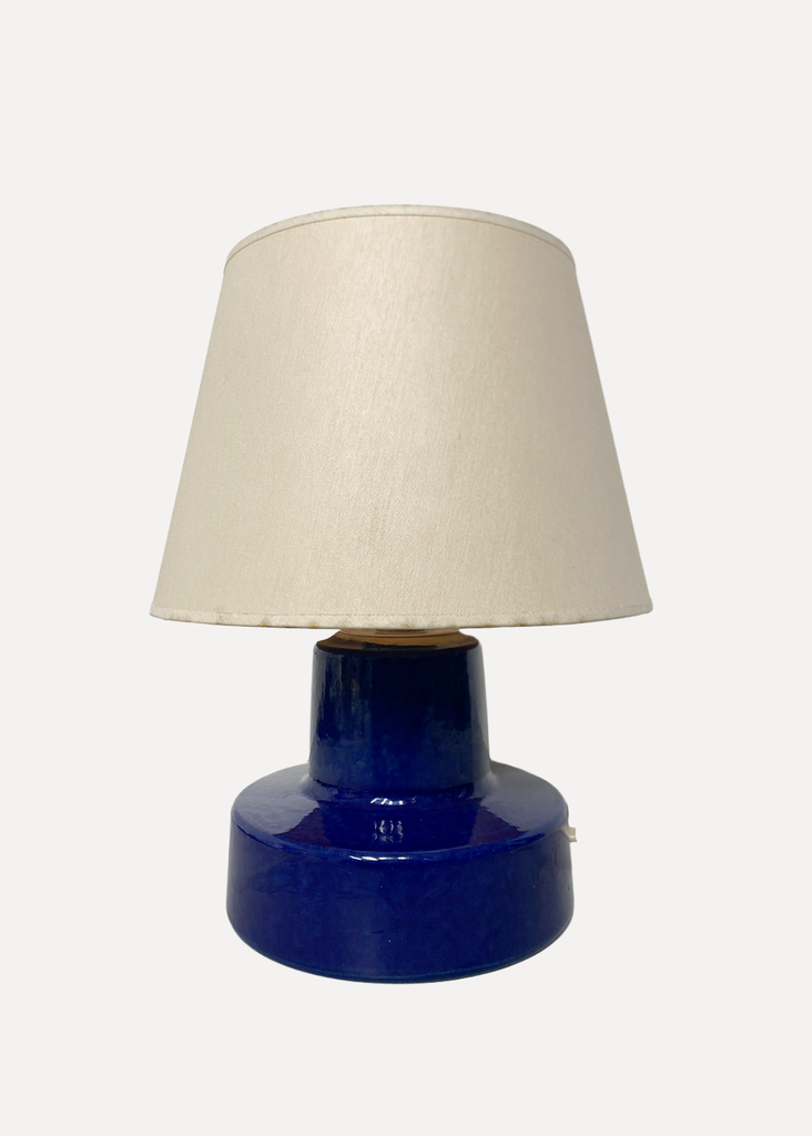 Blue ceramic table lamp