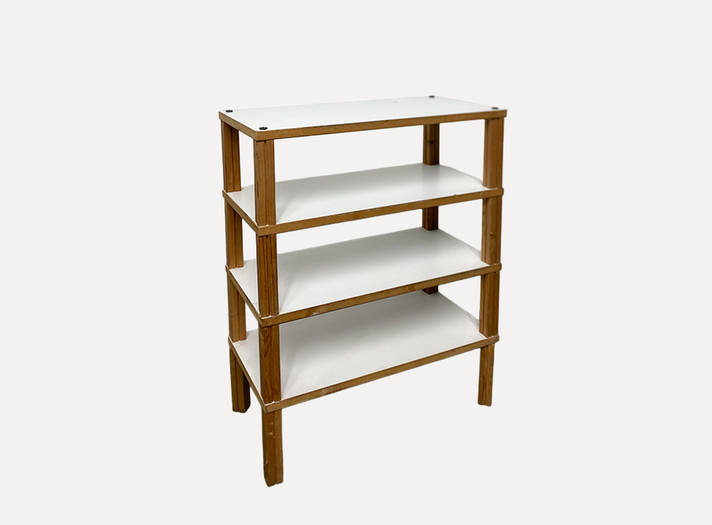 Wooden Shelves With 4 White Trays