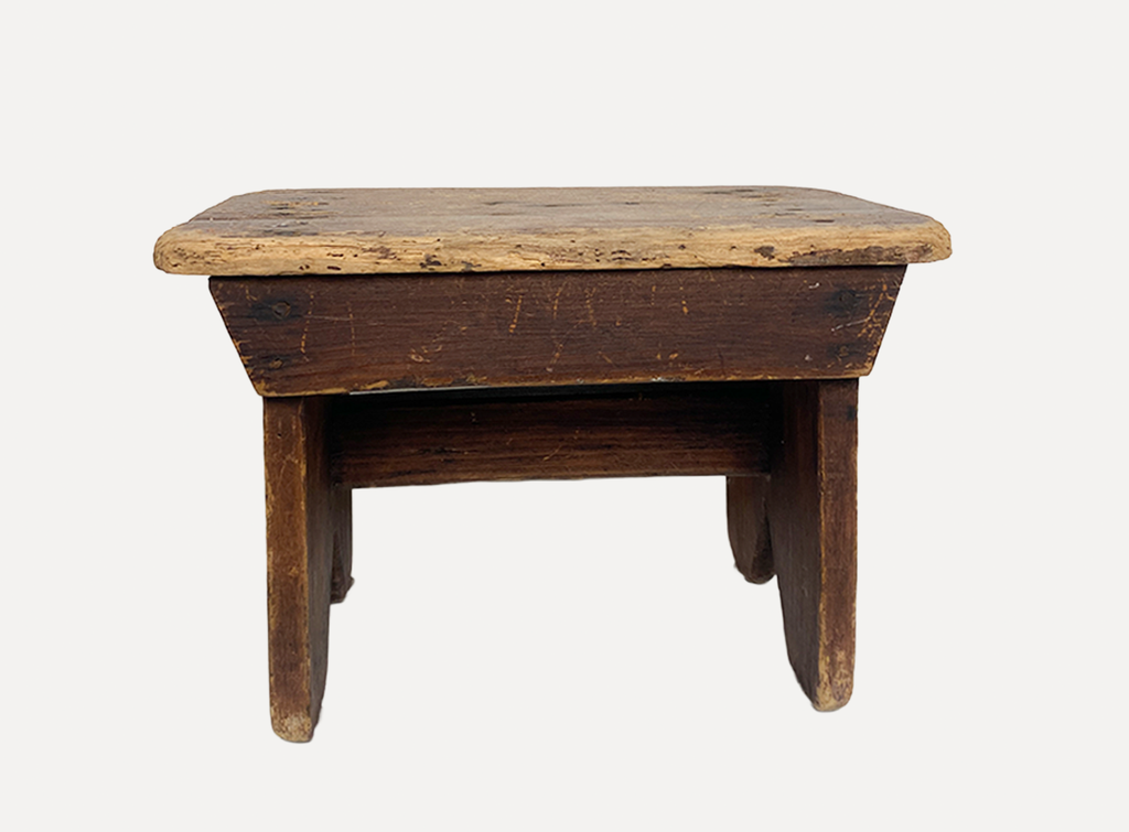 [tabouret en bois en bois .png] Wooden Stool