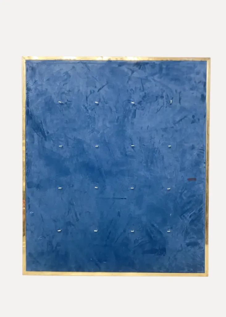 Blue key display board