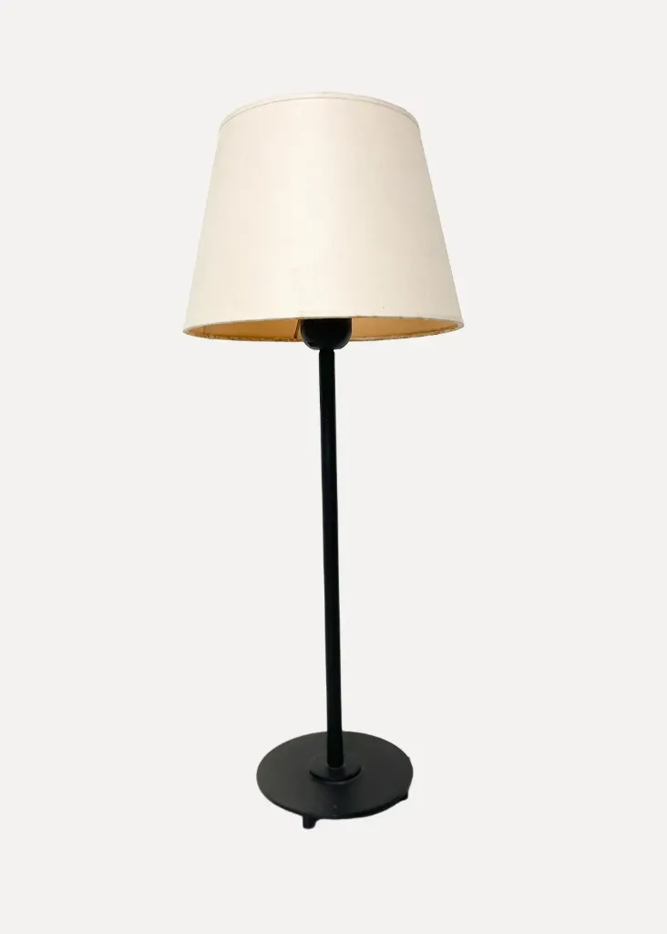 Black Table Lamp With Thin Metal Structure