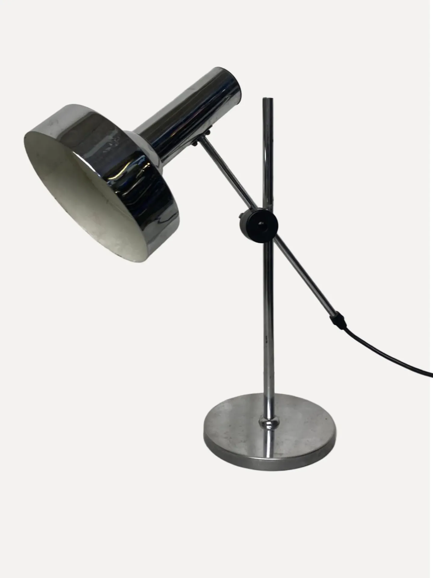 Adjustable Minimalist Chrome Metal Vintage Table Lamp