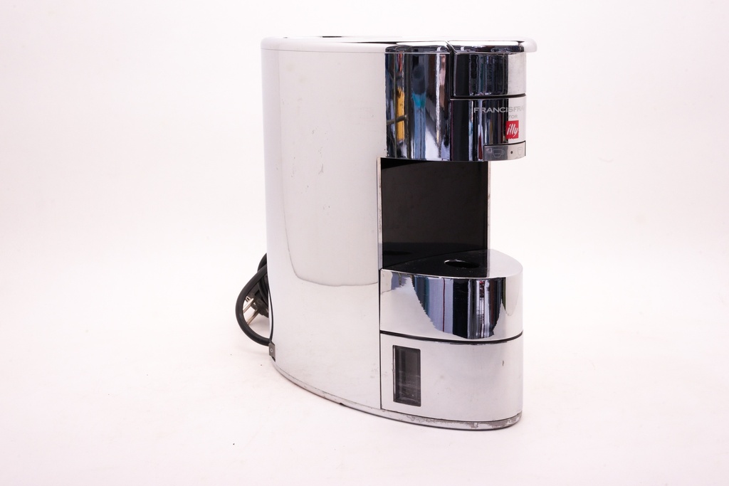 Chrome Modern Pod Coffee Maker
