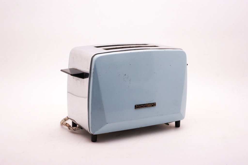 Retro Powder Blue Toaster with Chrome Accents