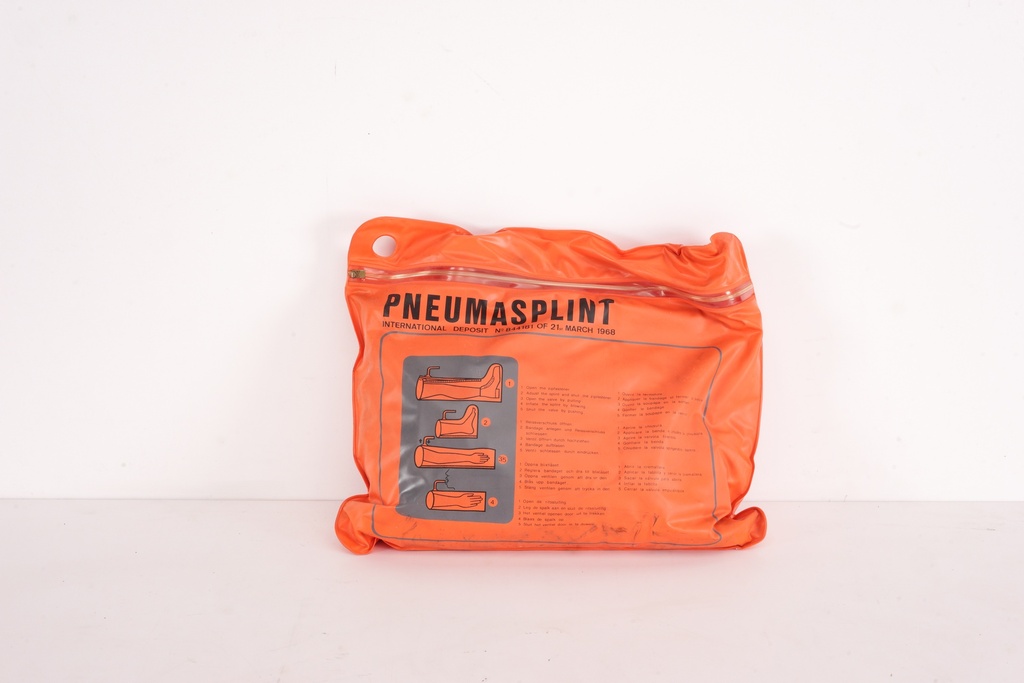 Vintage 1968 Pneumasplint Emergency Inflatable Splint Set