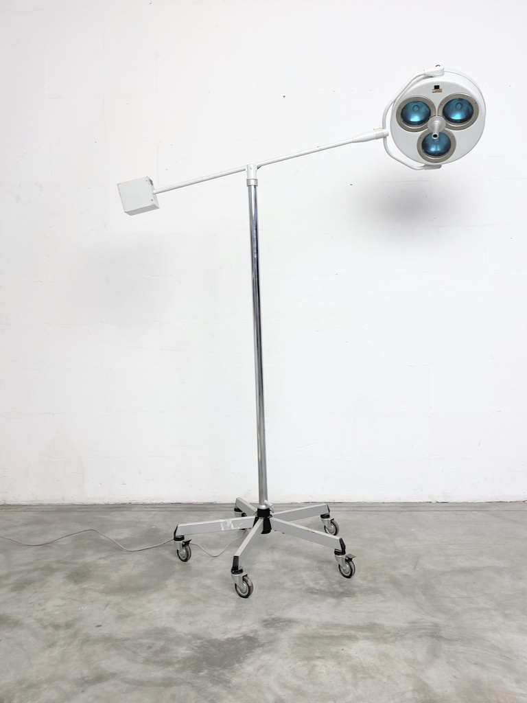Adjustable Medical Examination Lamp on Rolling Base