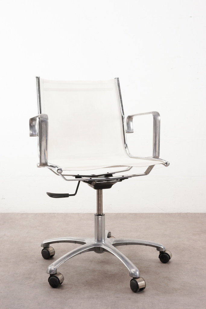 Modern White Mesh Office Chair with Chrome Frame and Casters