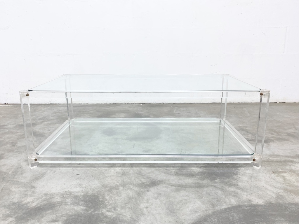 Minimalist Acrylic Glass Coffee Table