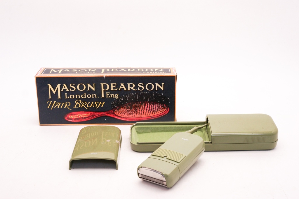 Vintage Grooming Set with Mason Pearson Hair Brush and Braun Shaver